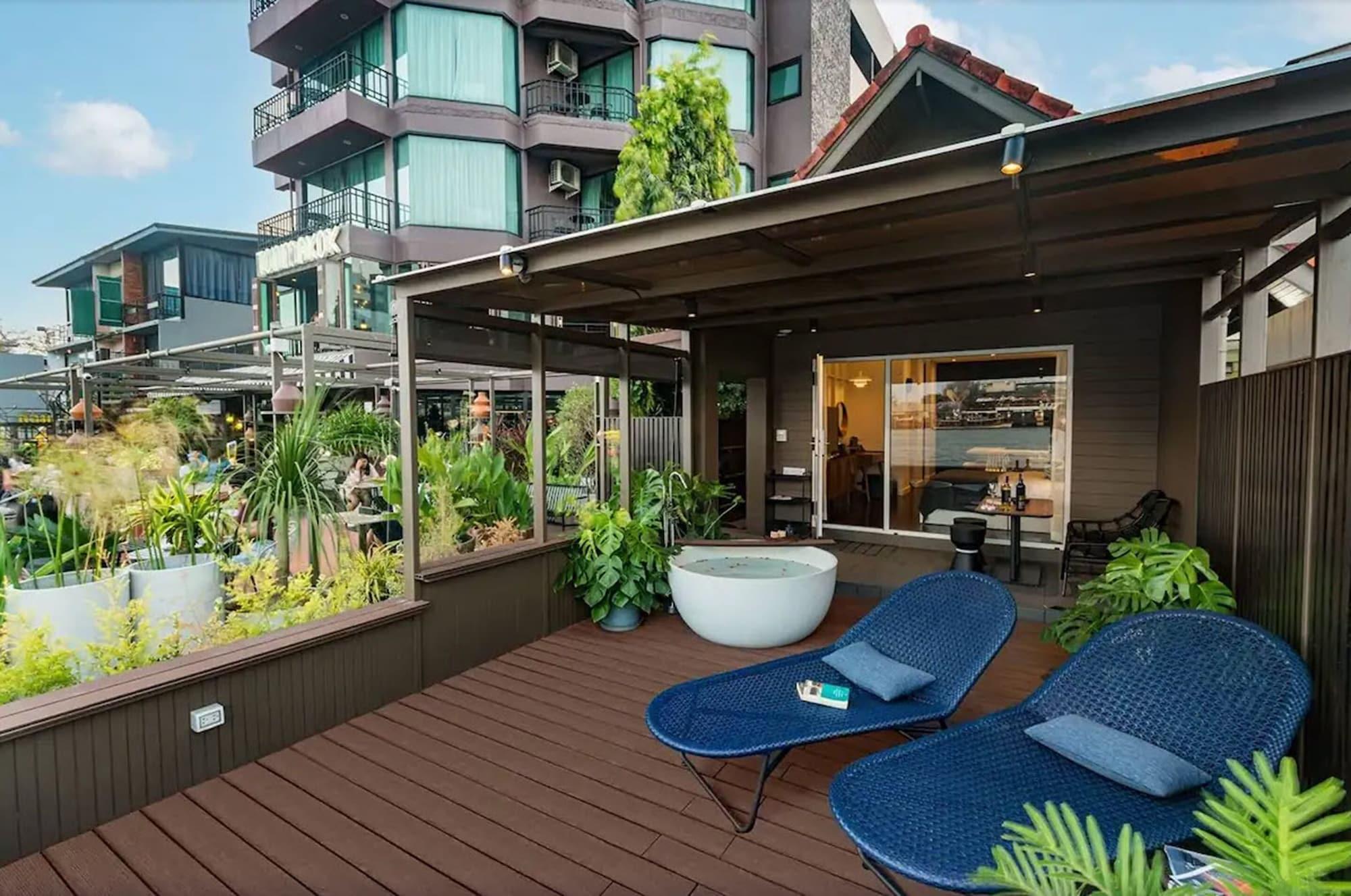 Baan Wanglang Riverside, Bangkok Exteriör bild