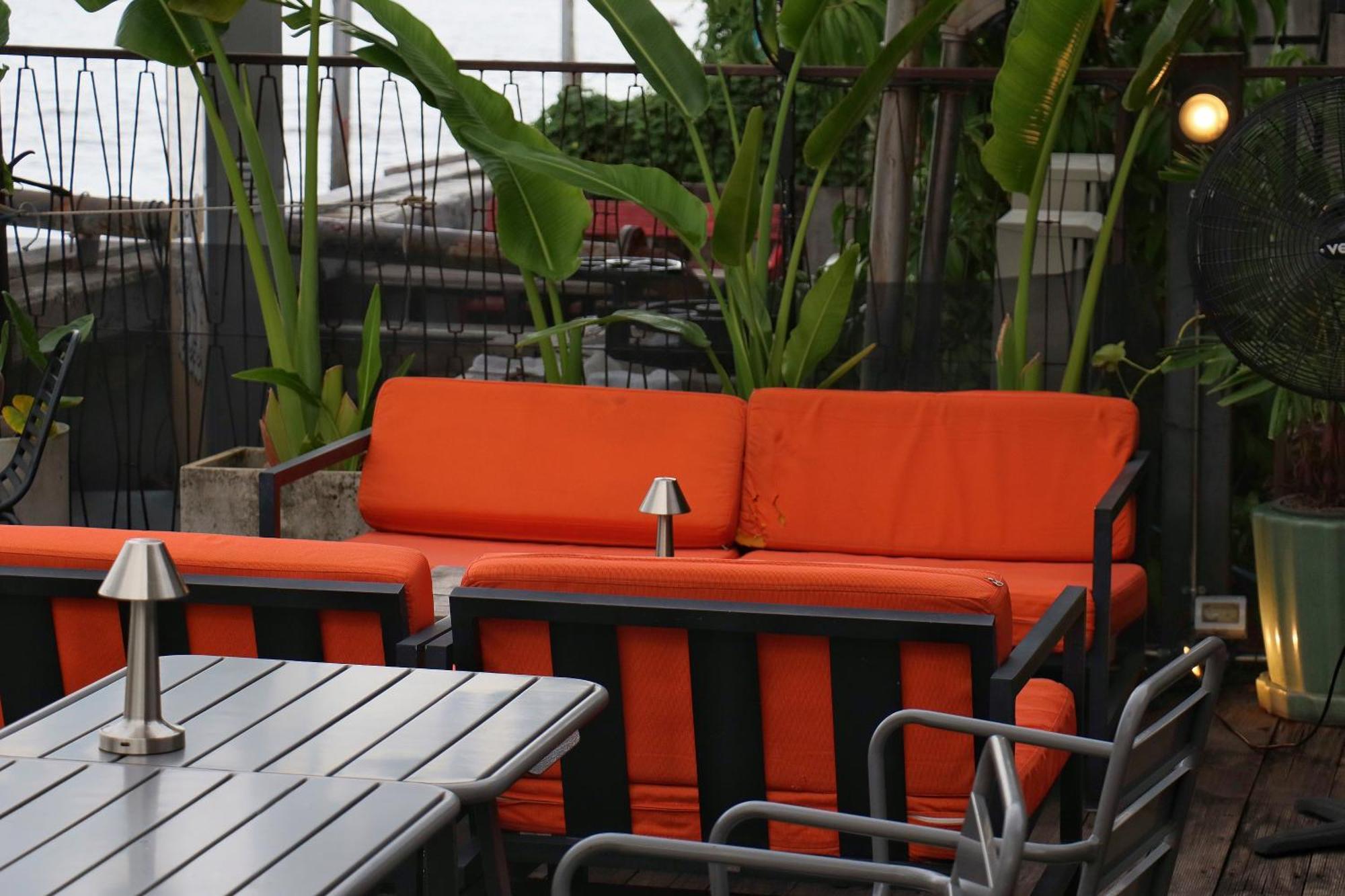 Baan Wanglang Riverside, Bangkok Exteriör bild