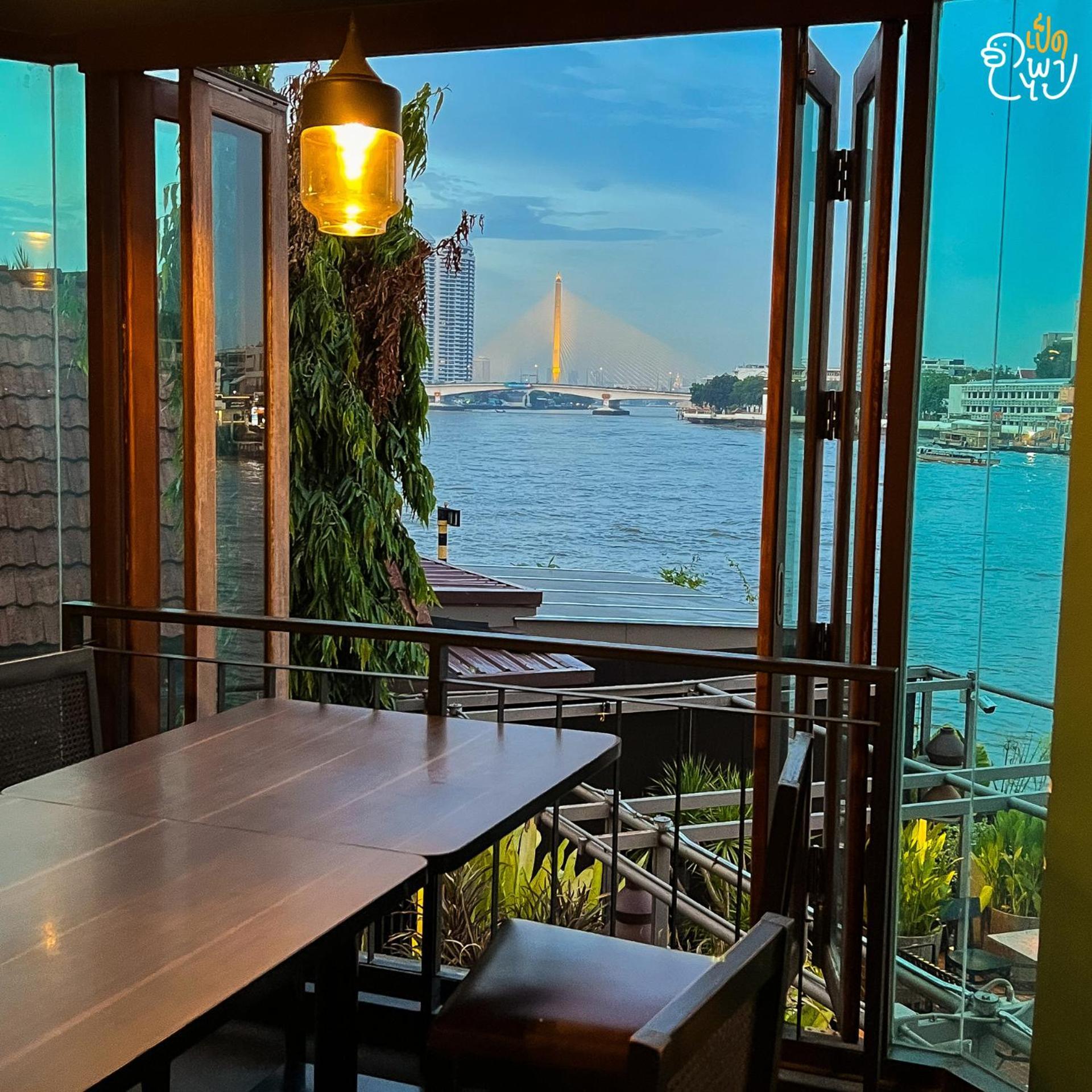 Baan Wanglang Riverside, Bangkok Exteriör bild
